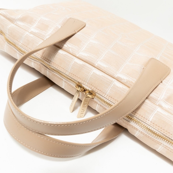 CHANEL New Travel Line Jacquard Travel Bag! - Picture 8 of 17